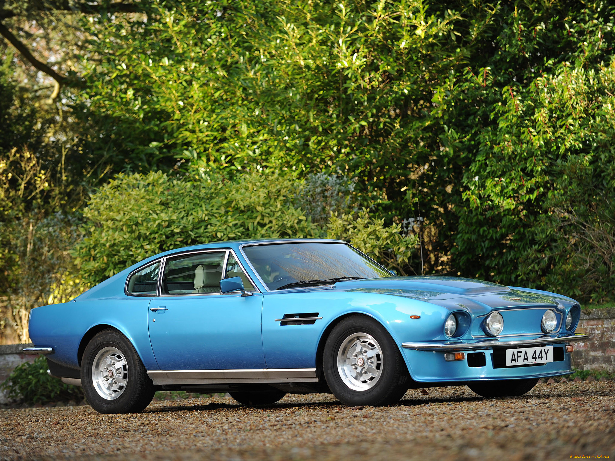 , aston, martin, vantage